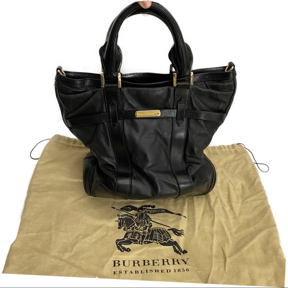 Burberry London Leather Salisbury Tote Black